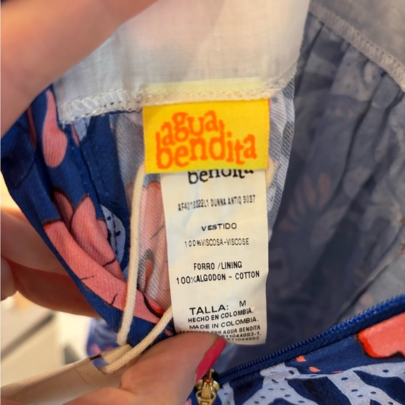Agua Bendita maxi dress Sz M- NWT - Picture 5 of 10